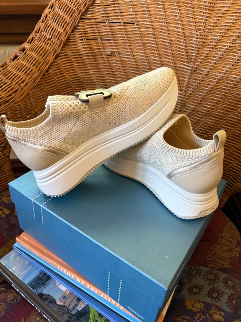 Soft waves Simone - Picture 2 of 8